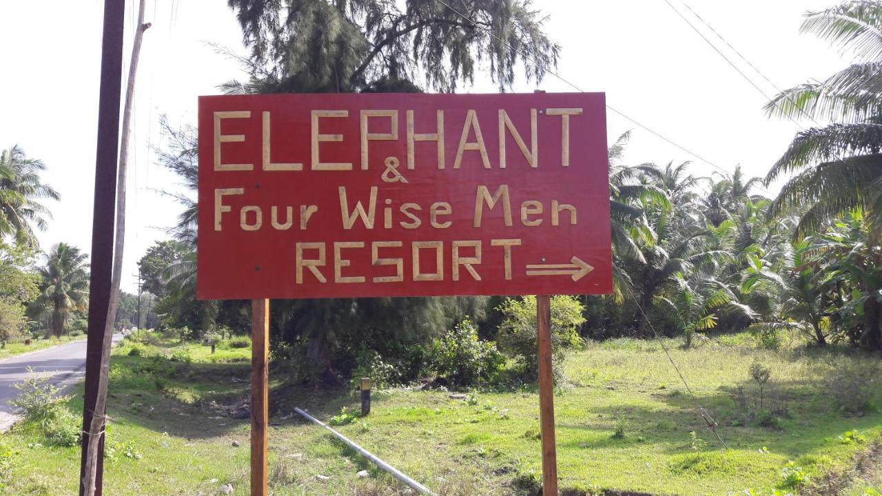 Elephant And Four Wise Men Resort Ram Nagar Exterior foto